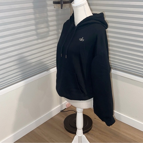 ALO Yoga Accolade Hoodie Sweat Matching Set in Black - Picture 6 of 15